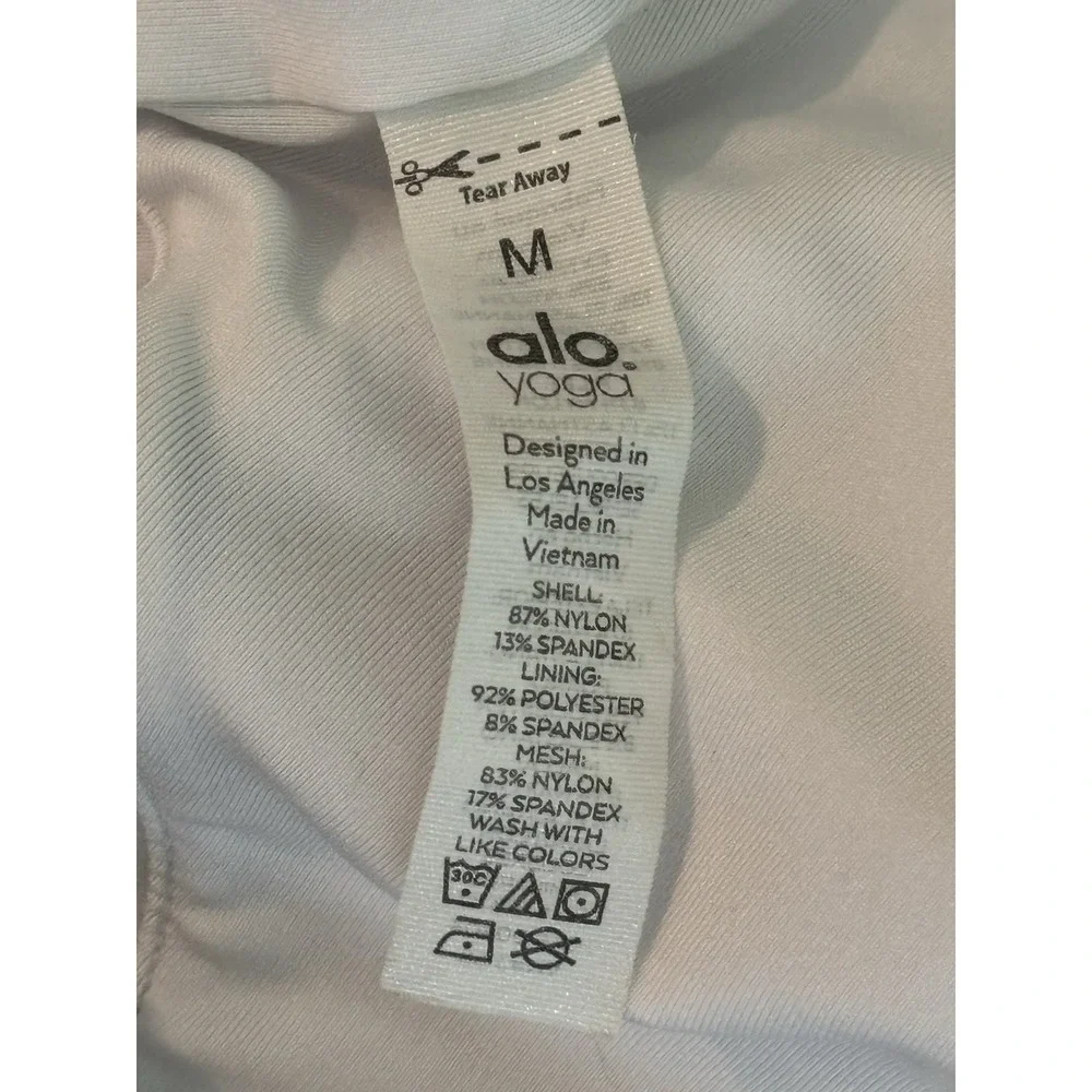 Alo Yoga Peak Bra Asymmetrical Cutout Sports Bra White The Madison Medium EUC